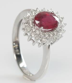Rubin- og brillant ring