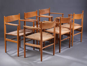 Hans J. Wegner. Sæt på seks armstole af massivt egetræ, model CH-37. 6 