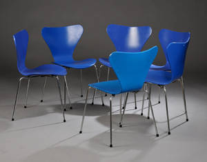 Arne Jacobsen 1902-1971. Seks stole, model 3107 6