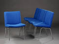Hans J. Wegner 1914-2007. Sæt på fire lufthavnsstole. 4