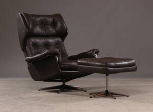 Dansk møbelproducent. Lænestol samt skammel, 1970erne 2 Denne vare er sat til omsalg under nyt varenummer 4312854