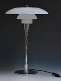 Poul Henningsen. PH 32 bordlampe 