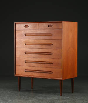 Dansk møbelproducent. Kommode i teak