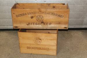 2 SOCKERLÅDOR