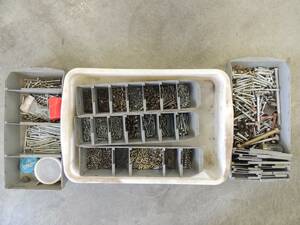 Gubblåda Skruv  Bult