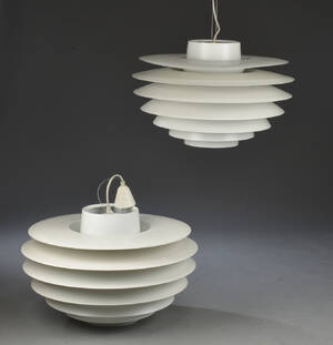 Svend Middelboe, To store verona pendler. 2