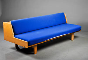 Hans J. Wegner. Sovesofa