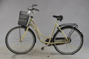 Raleigh, damecykel. 6757 Denne vare er sat til omsalg under nyt varenummer 4941016