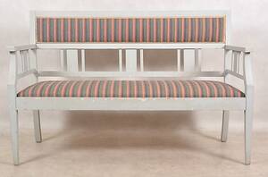 SOFFA 3 sits, gustaviansk stil, 1900-tal.