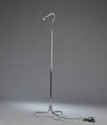 Lampeproducent. Standerlampe af forkromet metal. Poul Henningsen Denne vare er sat til omsalg under nyt varenummer 4316205