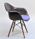 Charles Eames 1907 - 1978. Armstol, model DAW