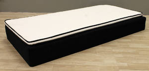 Svensktillverkad resårsäng med bäddmadrass, 105x200cm