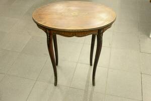 Lampbord, rokokostil