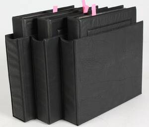 Samling frimærker. FDC fra WWF i 3 bind.