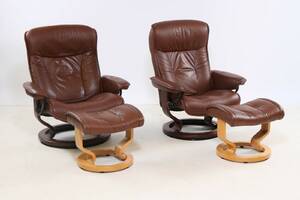 Ekornes Stressless. Par lænestole samt skammeler 4 