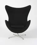 Arne Jacobsen 1902-1971. Ægget. Hvilestol, model 3316