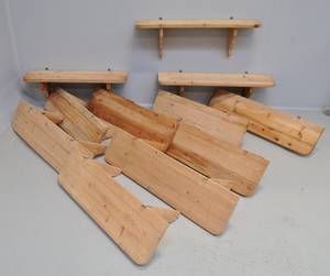 Samling hylder i fyr 10