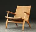 Hans J. Wegner. Lænestol af eg, model CH-25