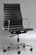 Charles Eames. Kontorstol, model EA-119. Sort læder 