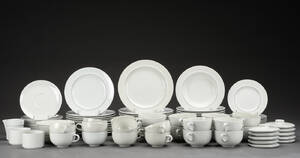 Grethe Meyer for Royal Copenhagen. Blåkant middags- og kaffeservice 75 