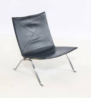Poul Kjærholm. Lænestol model PK22, sort læder 