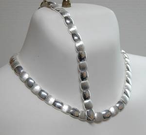 Moderne smykkesæt 2