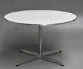 Arne Jacobsen. Sofabord, model A222