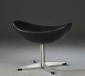 Arne Jacobsen, skammel til Ægget, model 3127