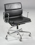 Charles Eames. Soft Pad kontorstol, model EA-217