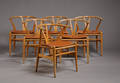 Hans J. Wegner. Sæt på seks Y- stole med hynder 66