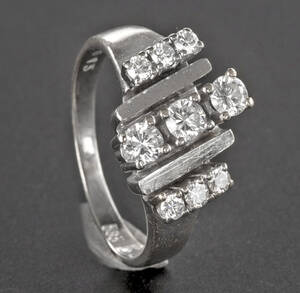 Ring 14 kt Weißgold ca. 4 g mit Brillanten