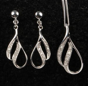 Smykkesæt af sterlingsølv prydet med diamanter 0,06 ct. 3