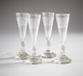 Champagnestrutar i slipat glas 1800-tal
