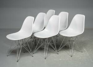 Ray  Charles Eames, DSR stole, formstøbte skaller af grå plast 6 Denne vare er sat til omsalg under nyt varenummer 5106892