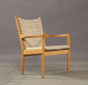 H. J. Wegner. Lænestol