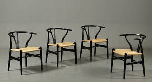 H. J. Wegner 1914-2007. Sæt på fire Y-stole, sortlakerede 4