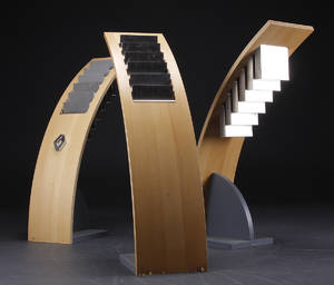 Tre tidsskriftholdere 3