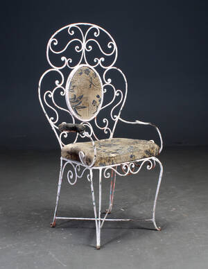 Lænestol med armlæn, stel af hvidmalet metal, 1900-tallet