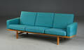 Hans J. Wegner 1914-2007. Tre-pers. sofa, model GE 2363