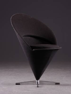 Verner Panton 1926-1998. Kræmmerhusstol  Cone chair