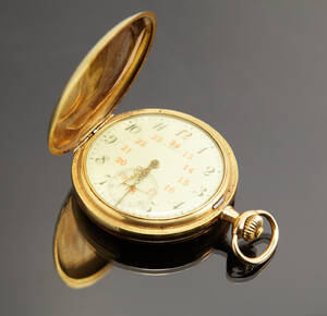 Omega fickur