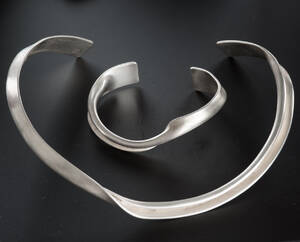 Schmuckset Halsreif und Armspange in 925 Silber