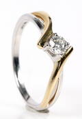 Diamantring, 14 kt guld samt hvidguld, 0.21 ct.