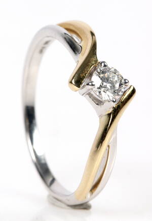 Diamantring, 14 kt guld samt hvidguld, 0.21 ct.