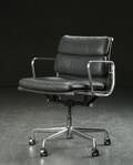 Charles Eames. Soft Pad kontorstol, læder Denne vare er sat til omsalg under nyt varenummer 4117648
