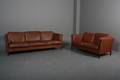 Mogens Hansen. Par brune læder sofaer 2 og 3 pers. 2
