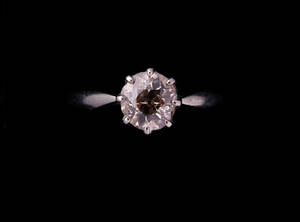 Ring i 18 k vitguld diamant