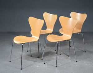 Arne Jacobsen, 4 stole, syveren, model 3107 4