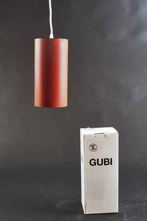 Barba Corsini Joaquim Ruiz Millet for GUBI. Sæt pendler, model Pedrera PD3, orange 2