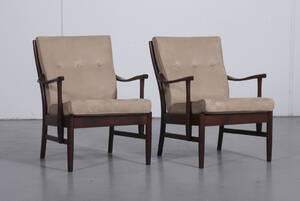 Dansk møbelproducent. Par lænestole 2